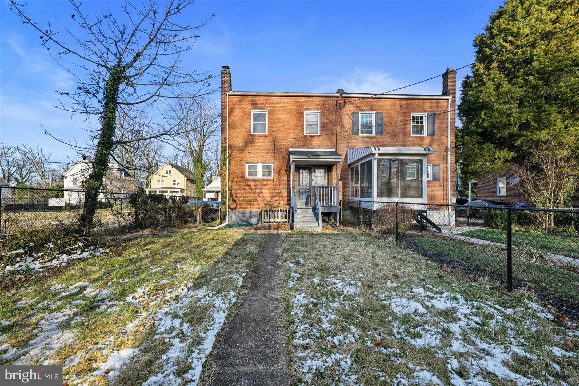 HOWARD PARK - Residential