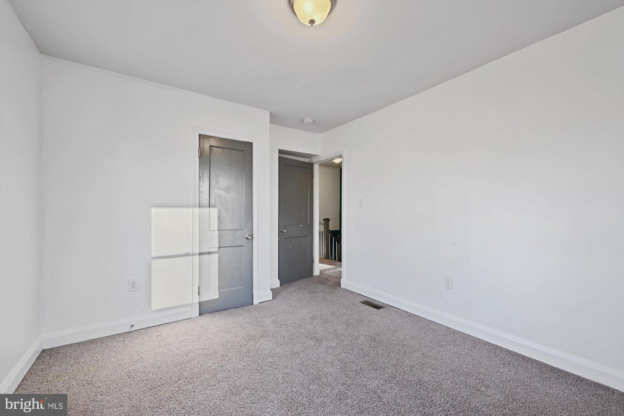 HOWARD PARK - Residential