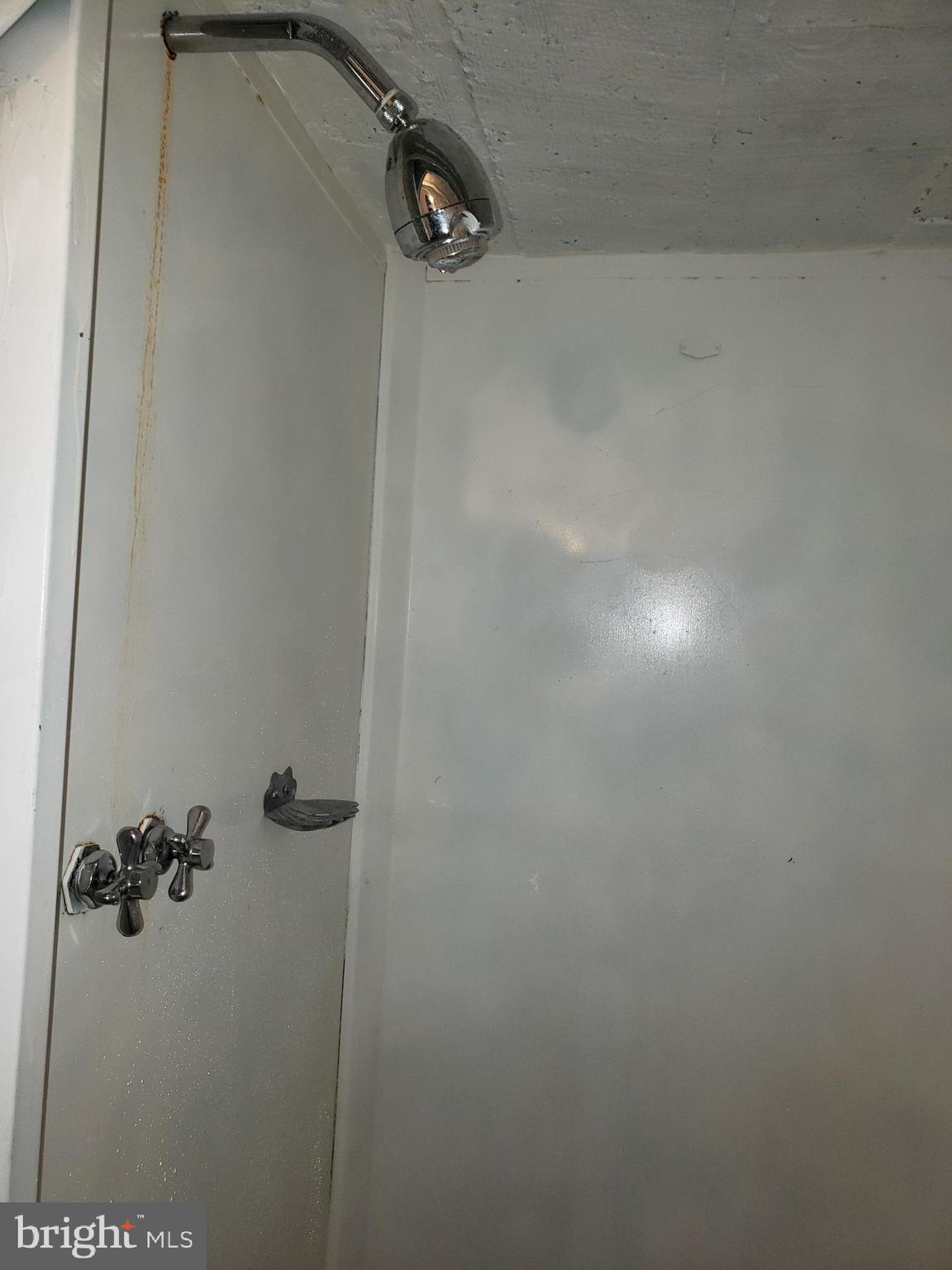 ALBEMARLE SQUARE - Residential