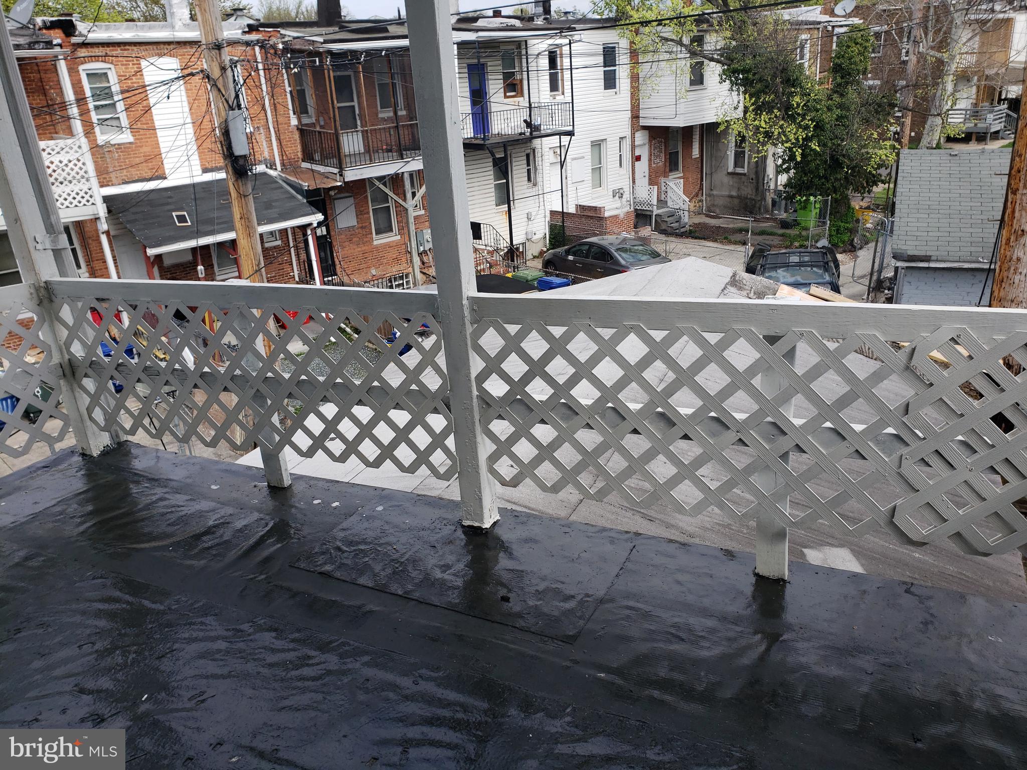 ALBEMARLE SQUARE - Residential