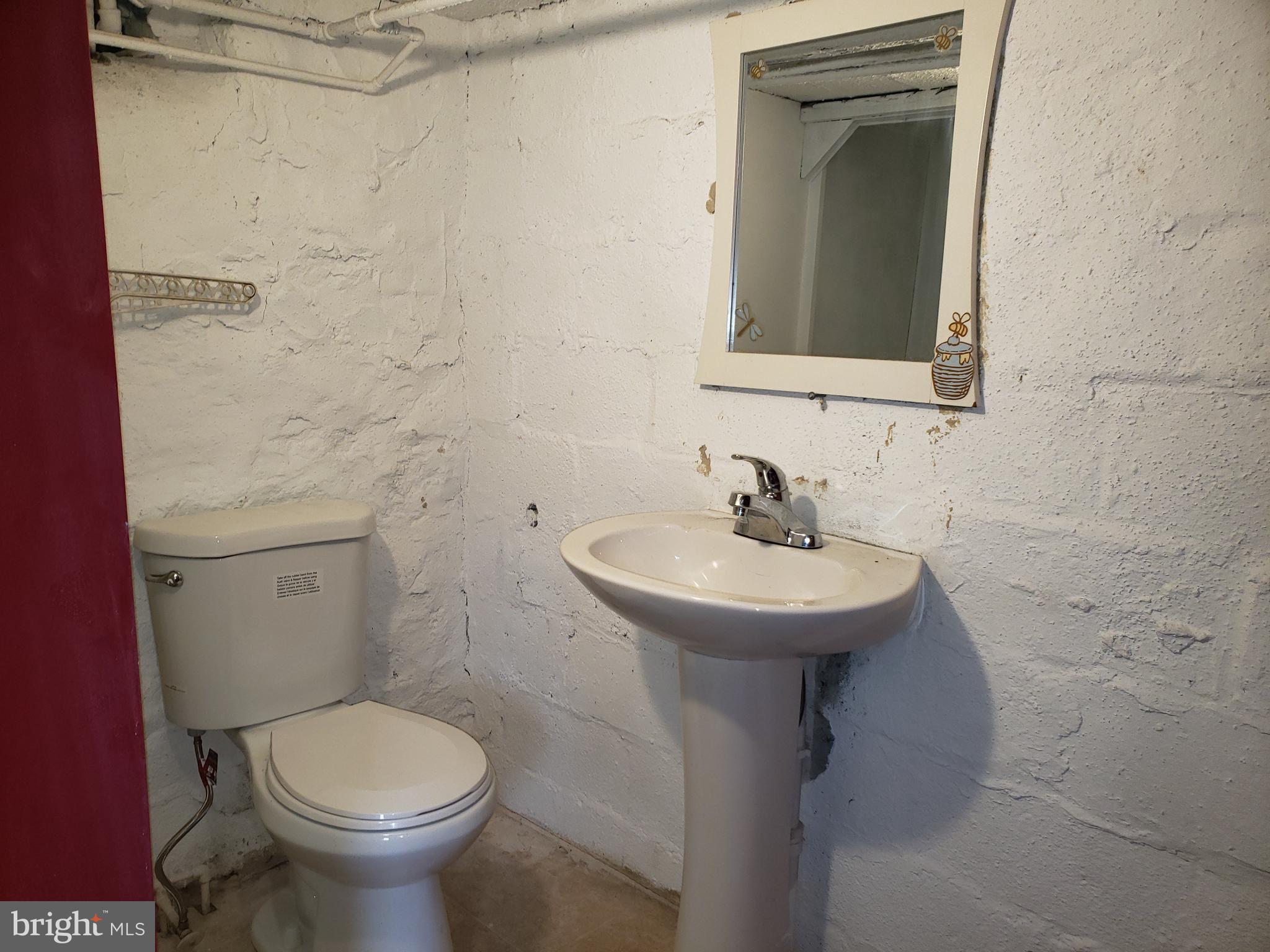 ALBEMARLE SQUARE - Residential