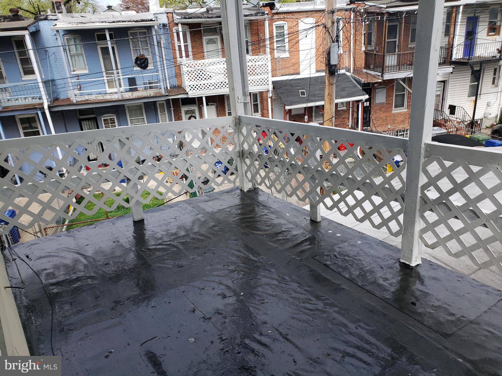 ALBEMARLE SQUARE - Residential