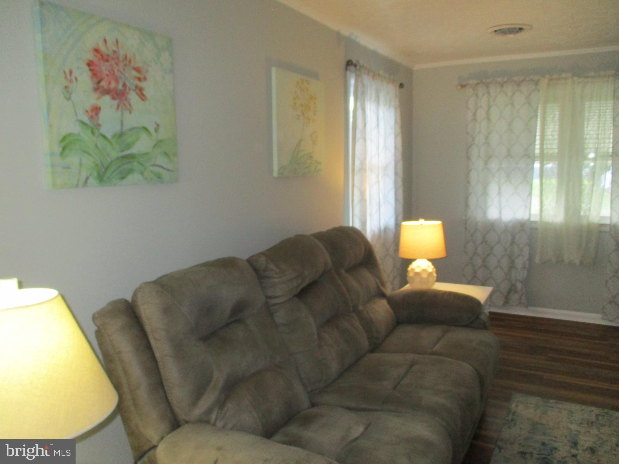 104 UNIVERSITY AVENUE