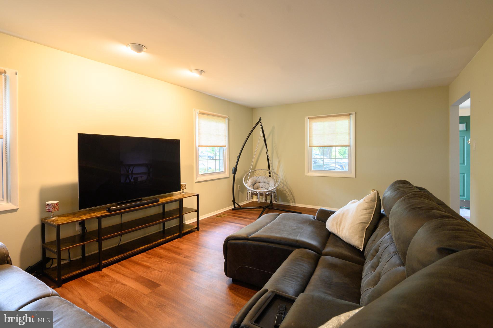 1776 CROFTON PARKWAY