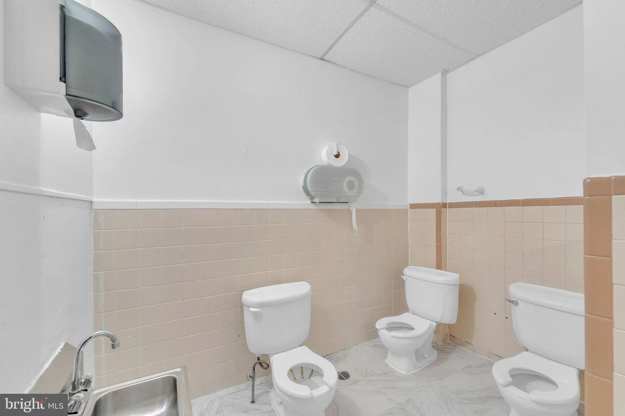 Additional image 77 of 325 Vine Street, Camden, NJ 08102