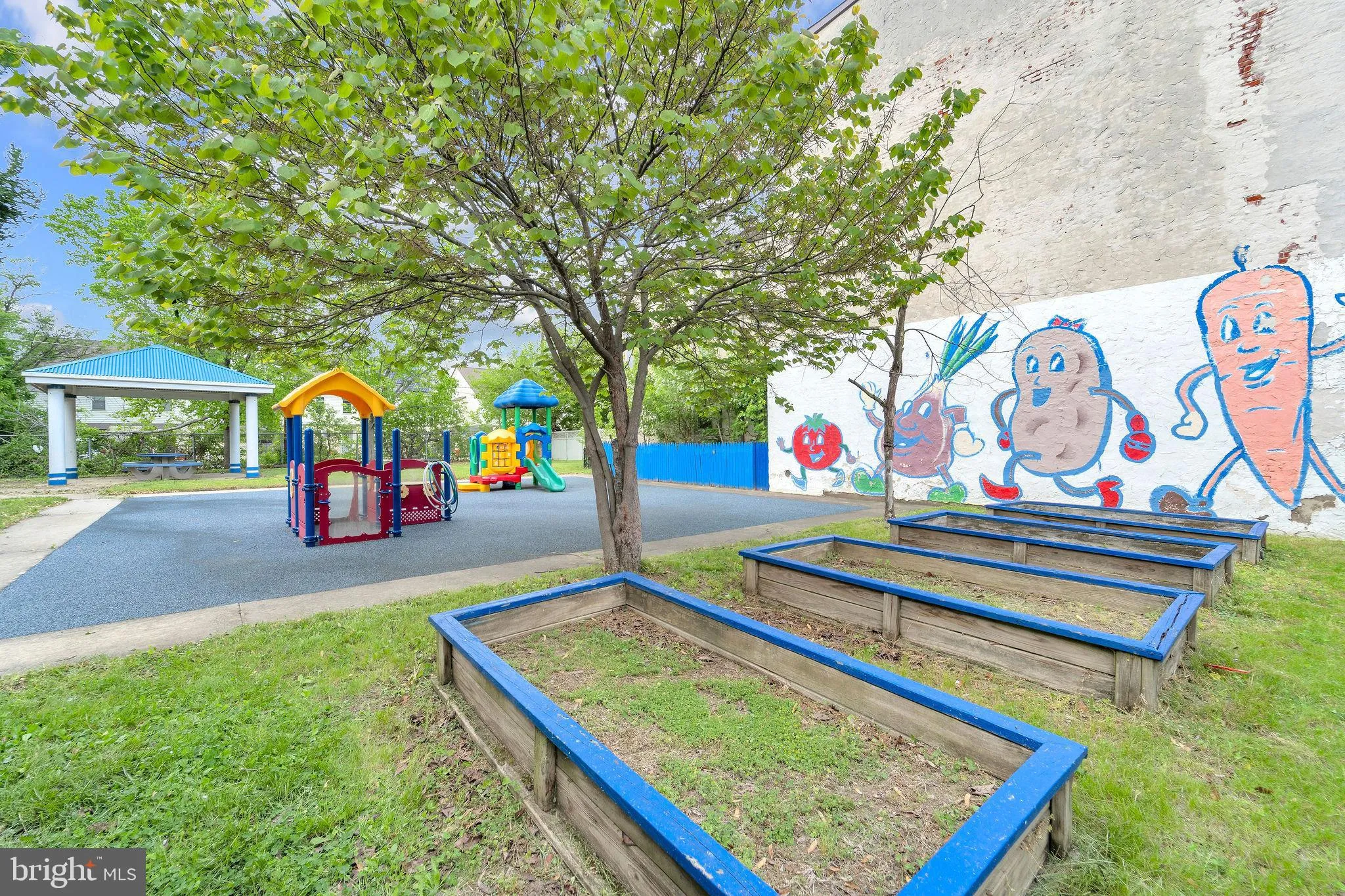Additional image 86 of 325 Vine Street, Camden, NJ 08102