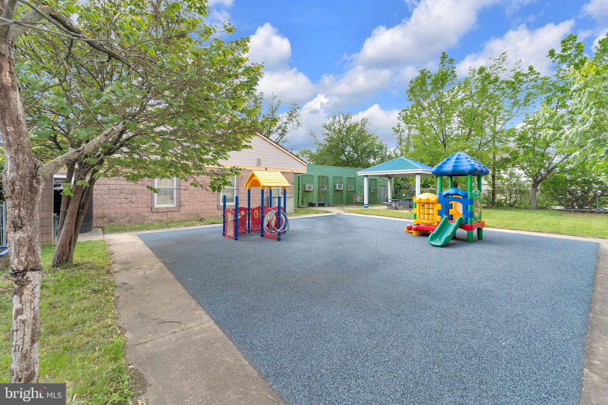 Additional image 84 of 325 Vine Street, Camden, NJ 08102