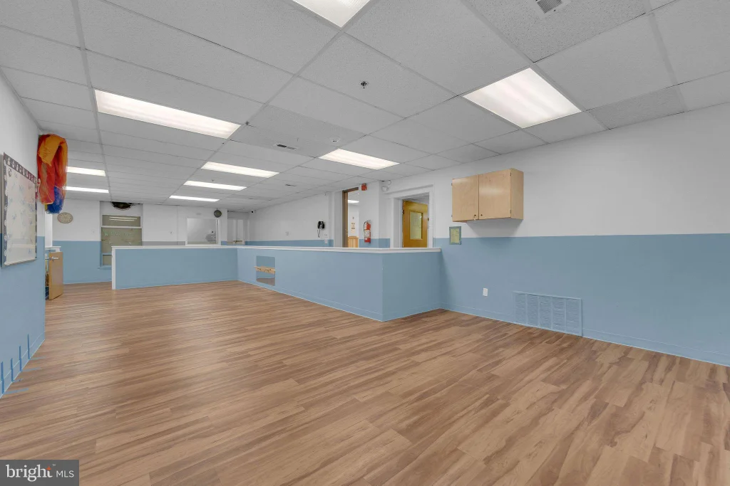 Additional image 12 of 325 Vine Street, Camden, NJ 08102
