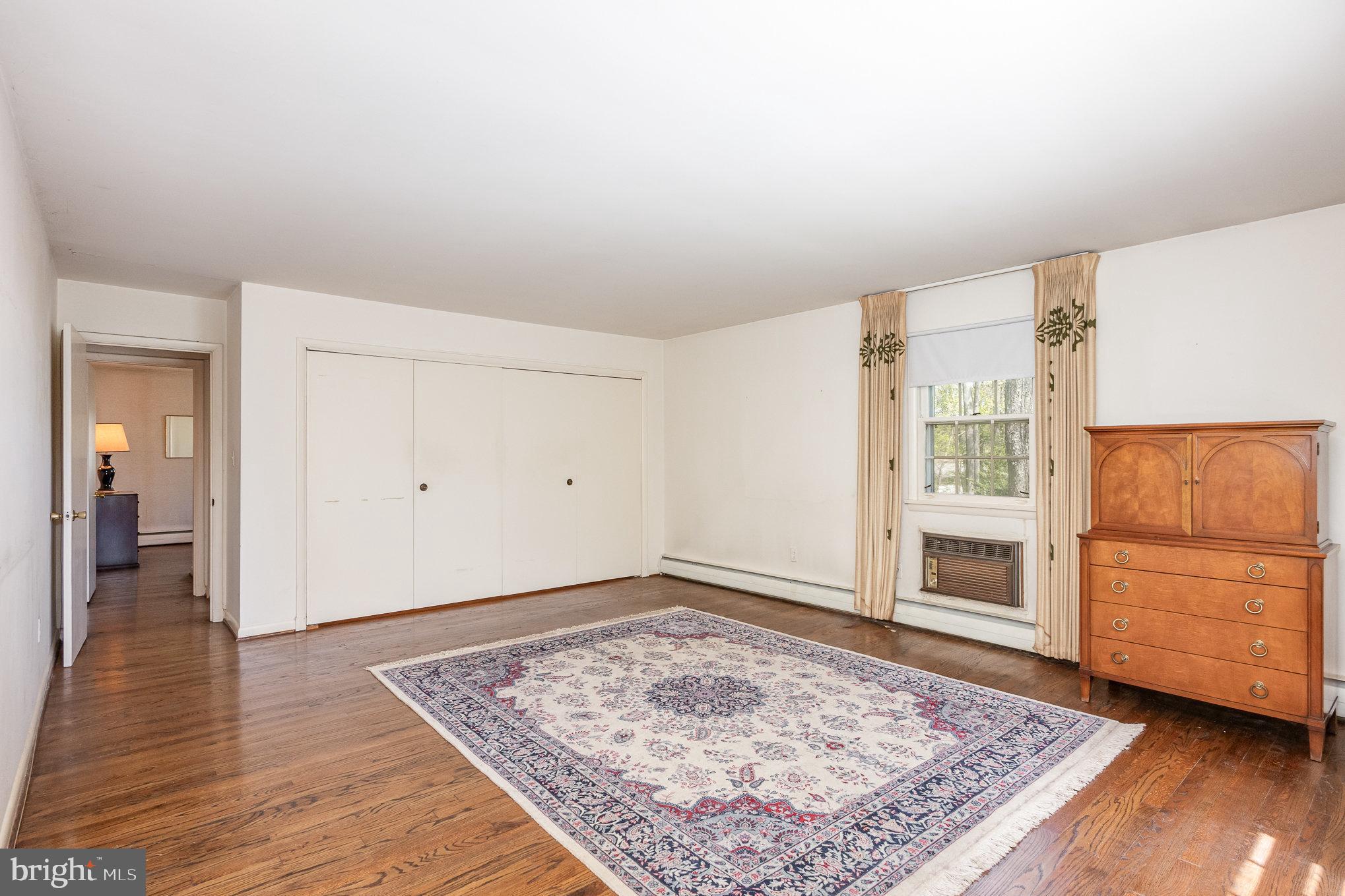 CHAPEL HILL - Residential