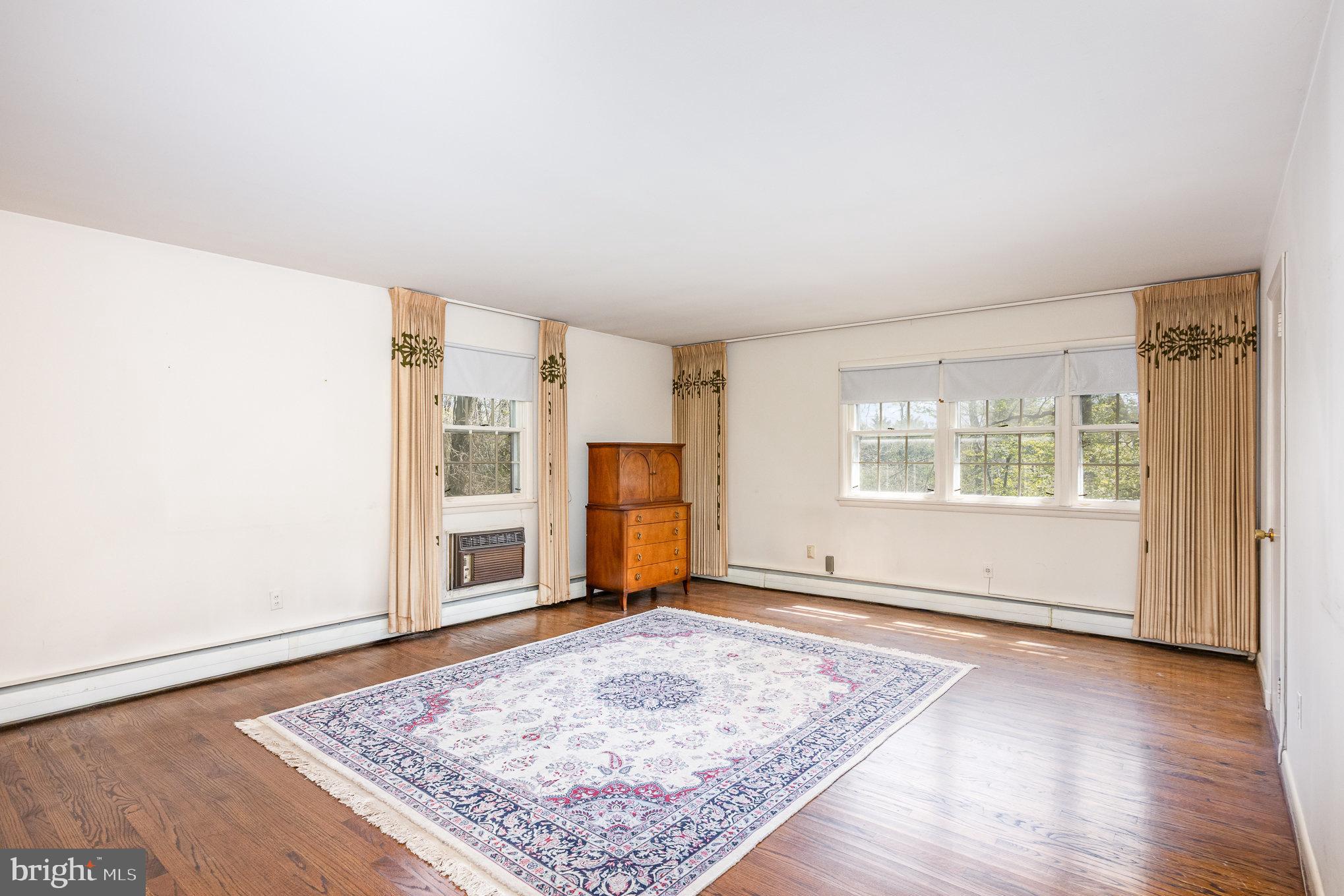 CHAPEL HILL - Residential