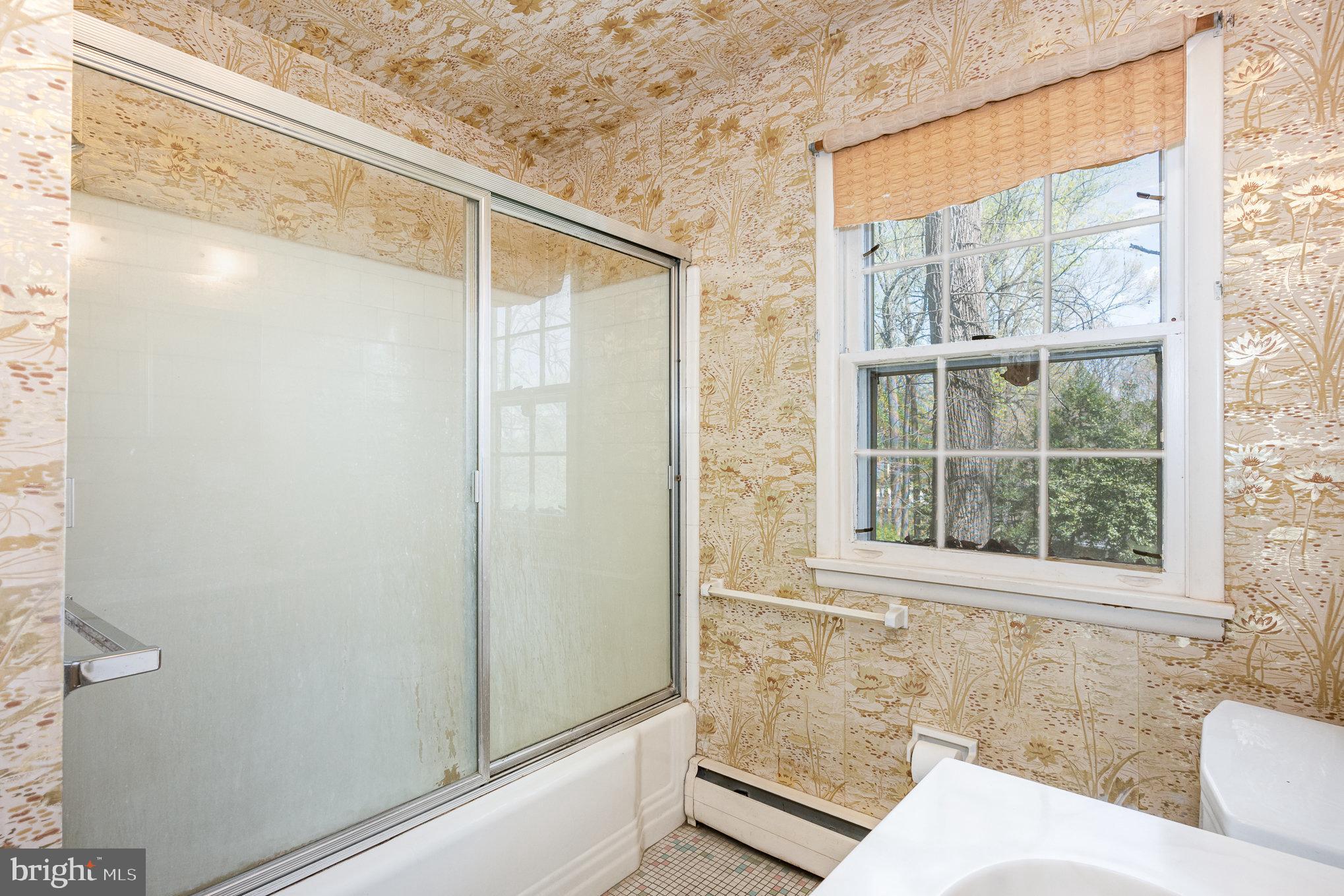 CHAPEL HILL - Residential