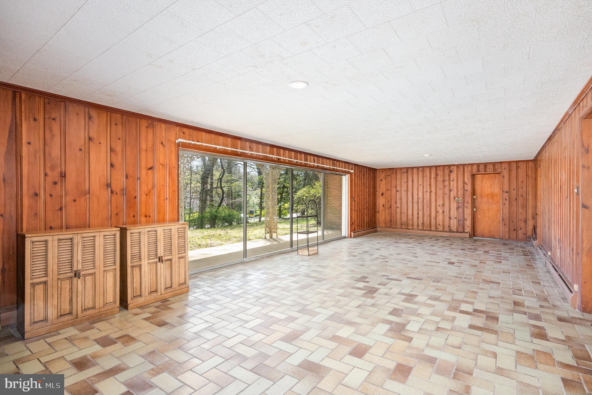 CHAPEL HILL - Residential