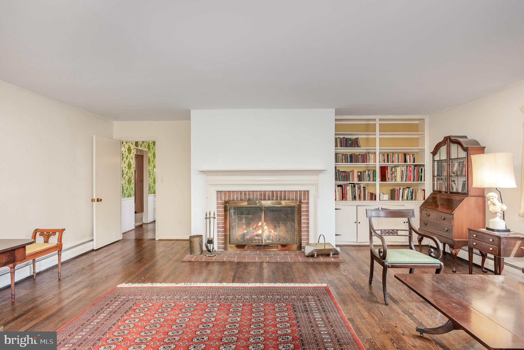 CHAPEL HILL - Residential