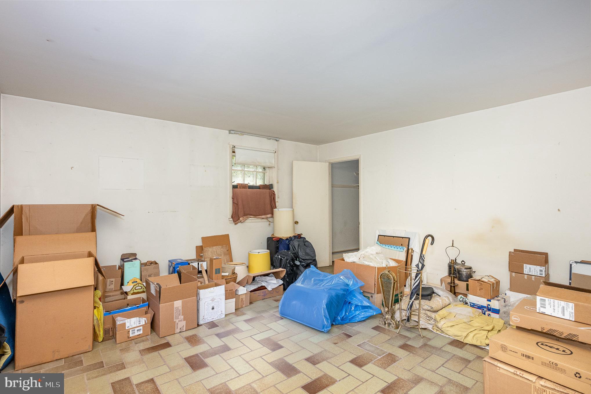 CHAPEL HILL - Residential