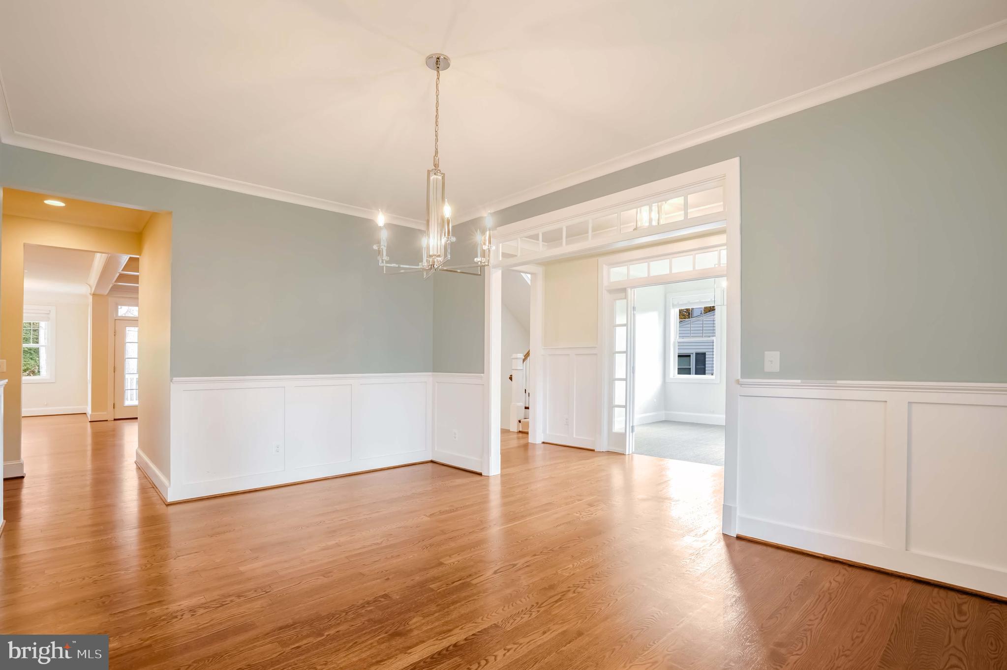 VIENNA WOODS - Residential