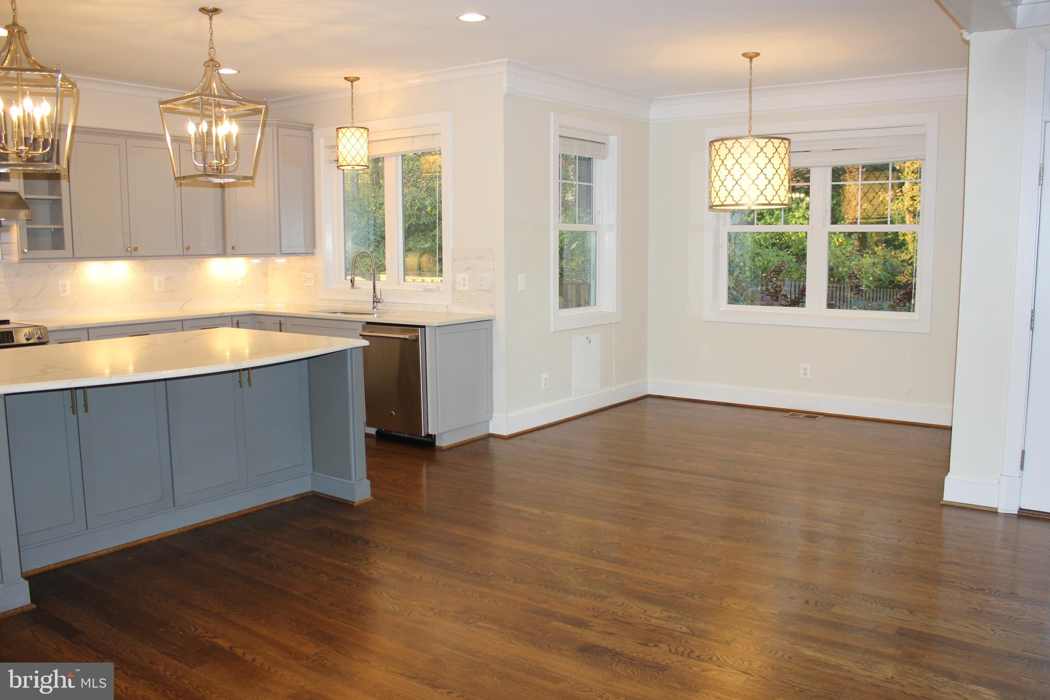 VIENNA WOODS - Residential