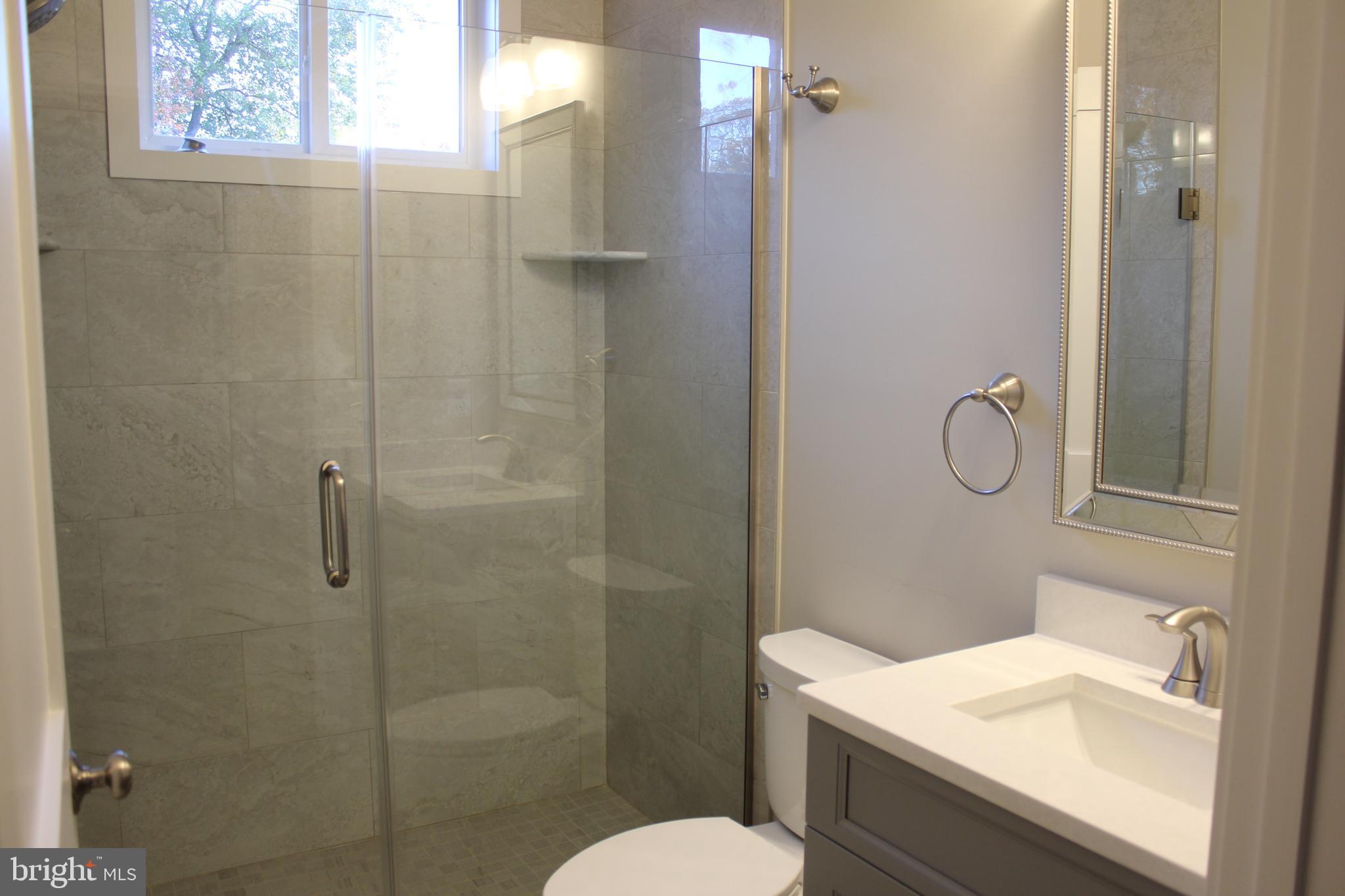 VIENNA WOODS - Residential