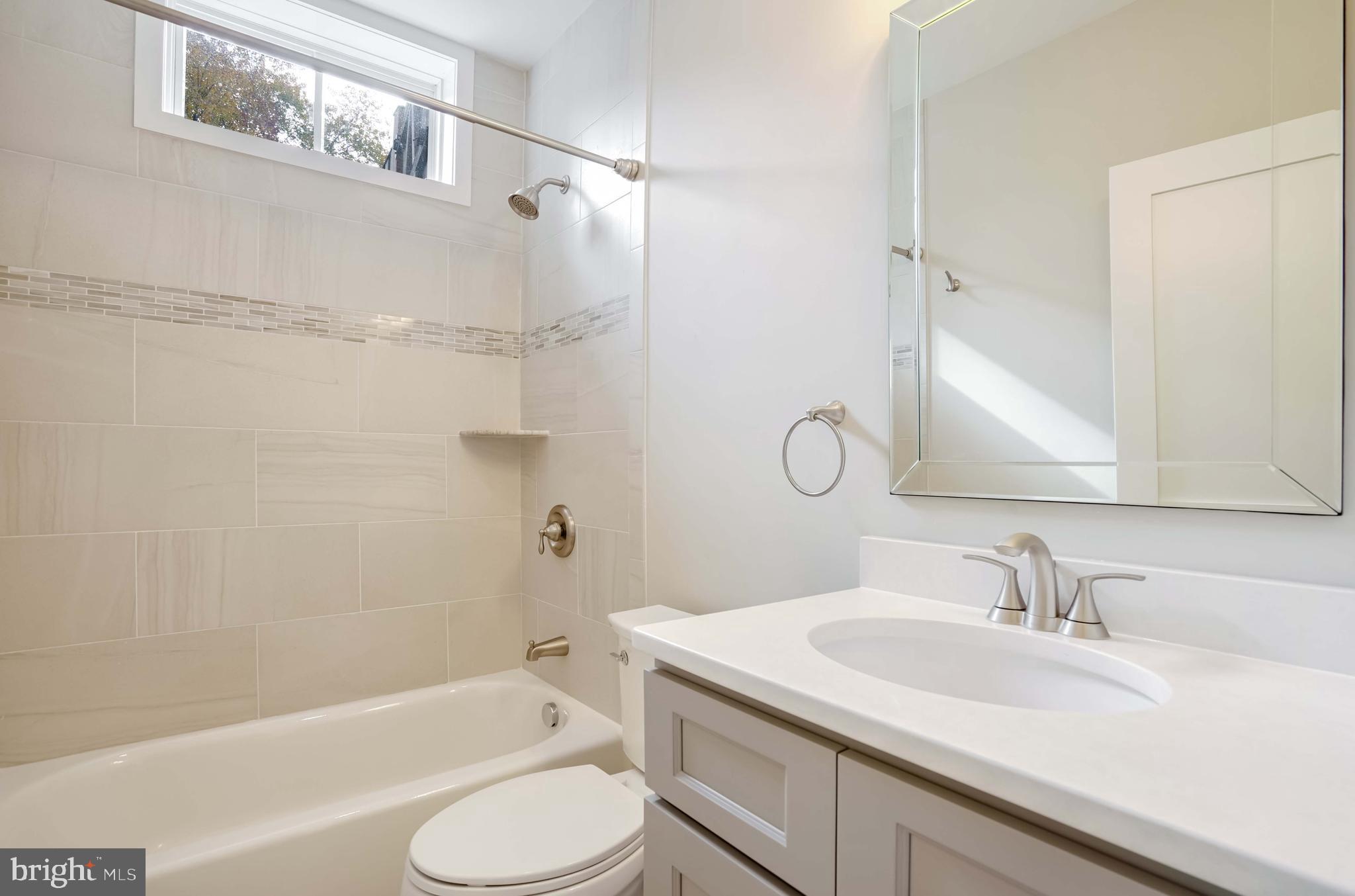 VIENNA WOODS - Residential