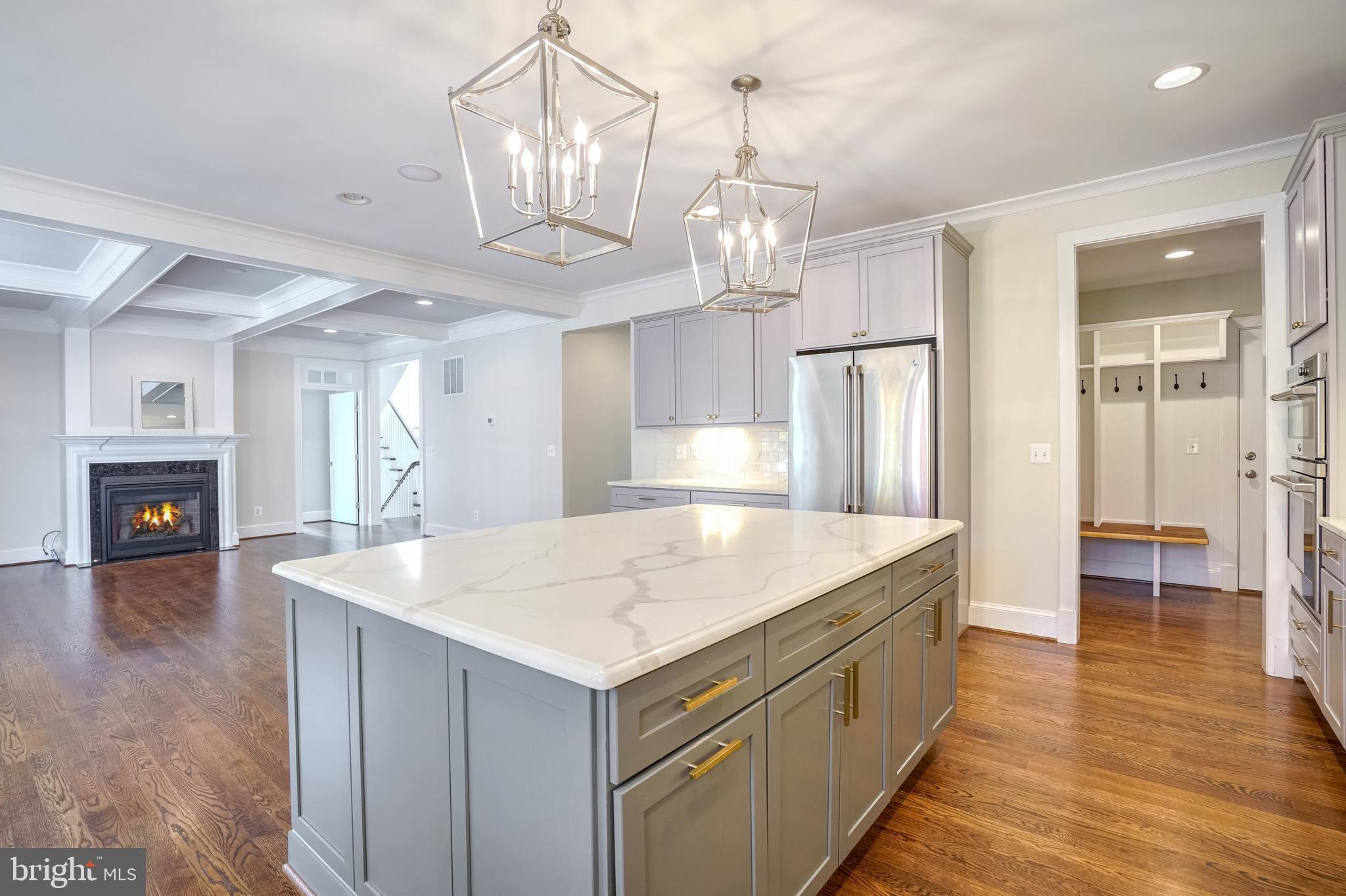 VIENNA WOODS - Residential