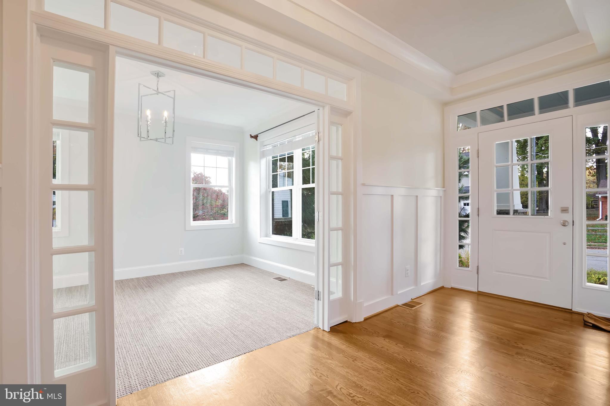 VIENNA WOODS - Residential