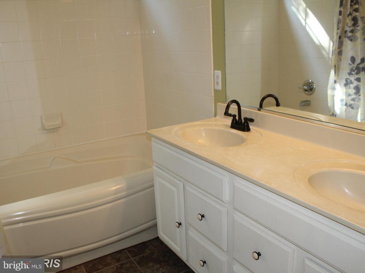 LAKE ARROWHEAD - Residential Lease