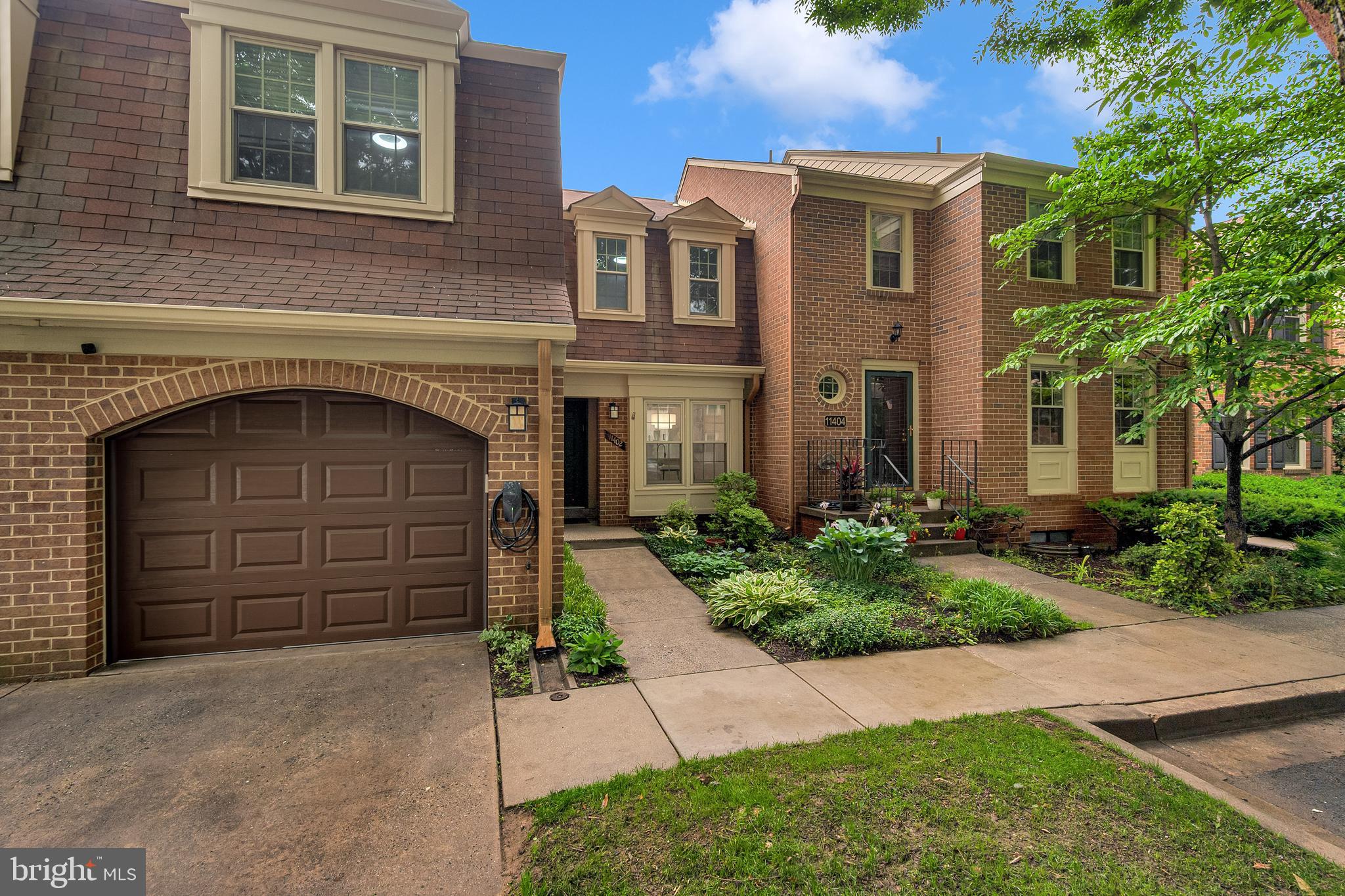 11402 EMPIRE LANE