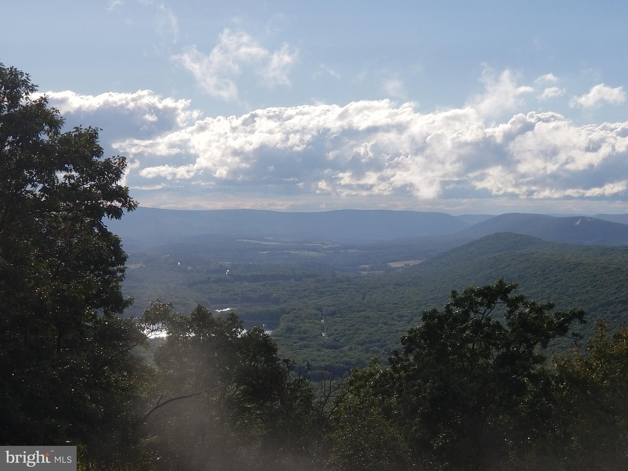 EAGLE ROCK RESORT - Residential