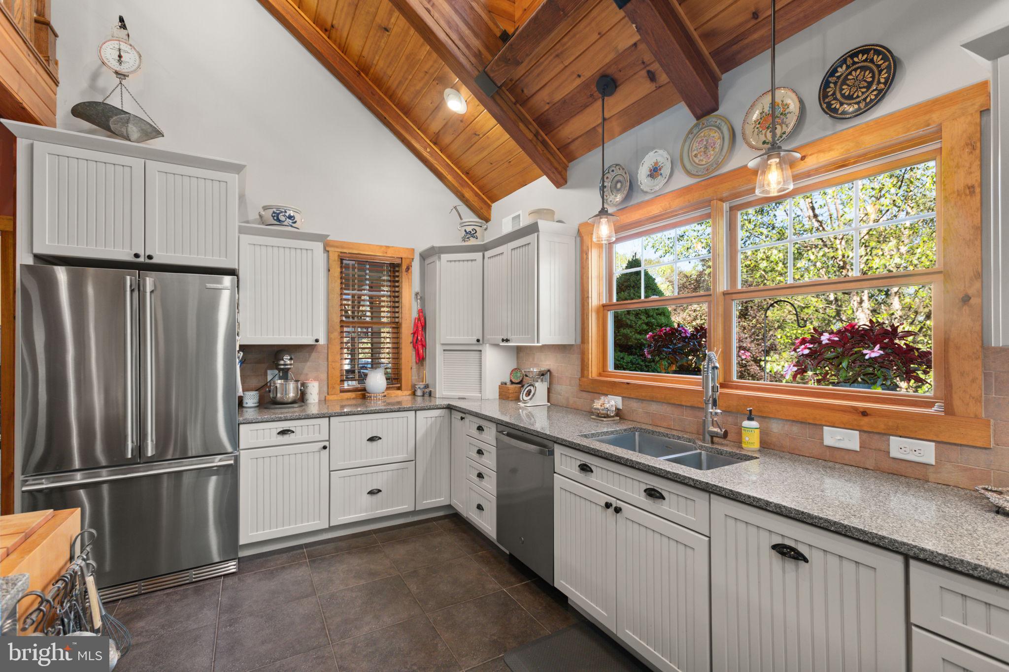 EAGLE ROCK RESORT - Residential