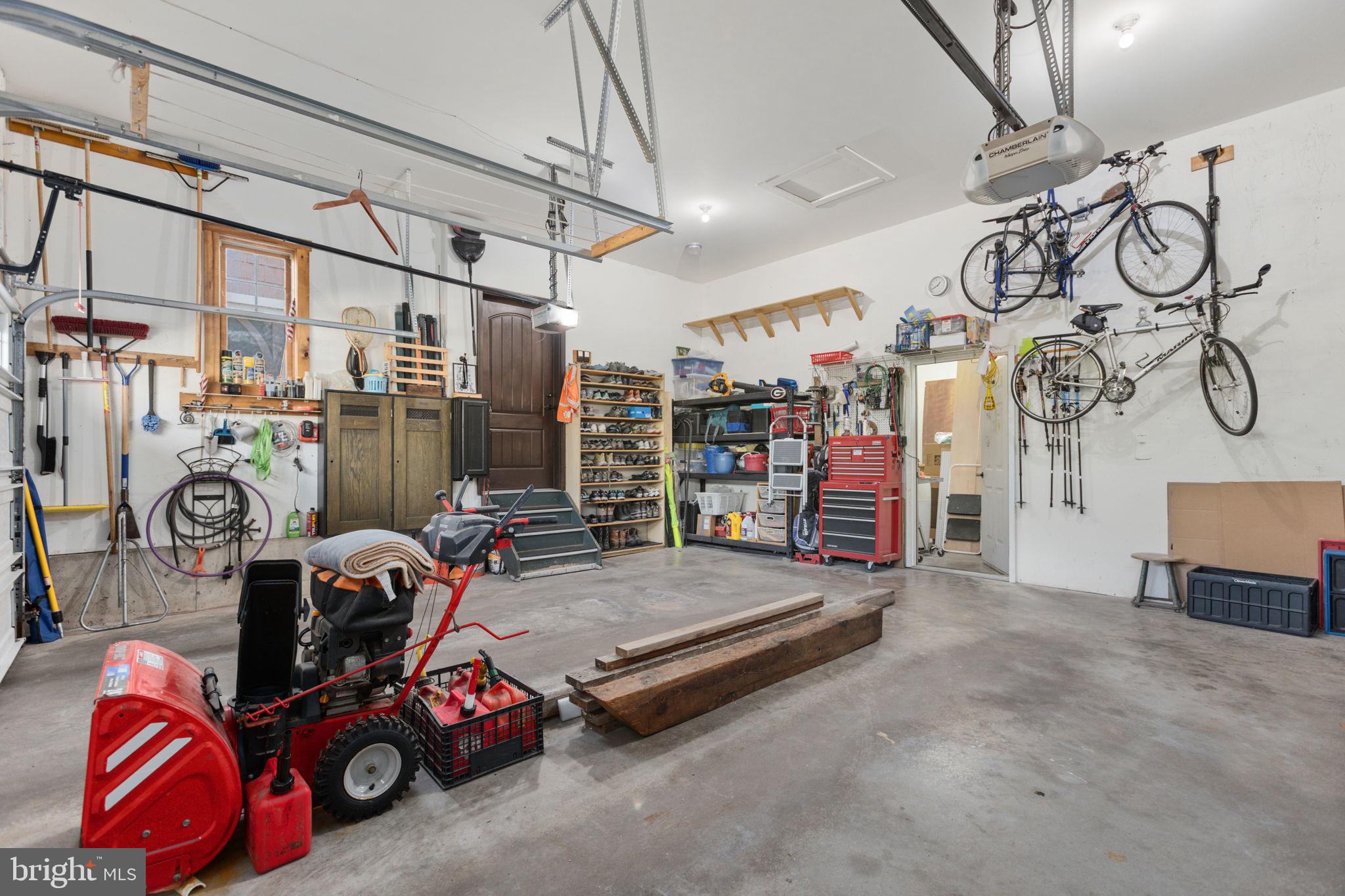 EAGLE ROCK RESORT - Residential