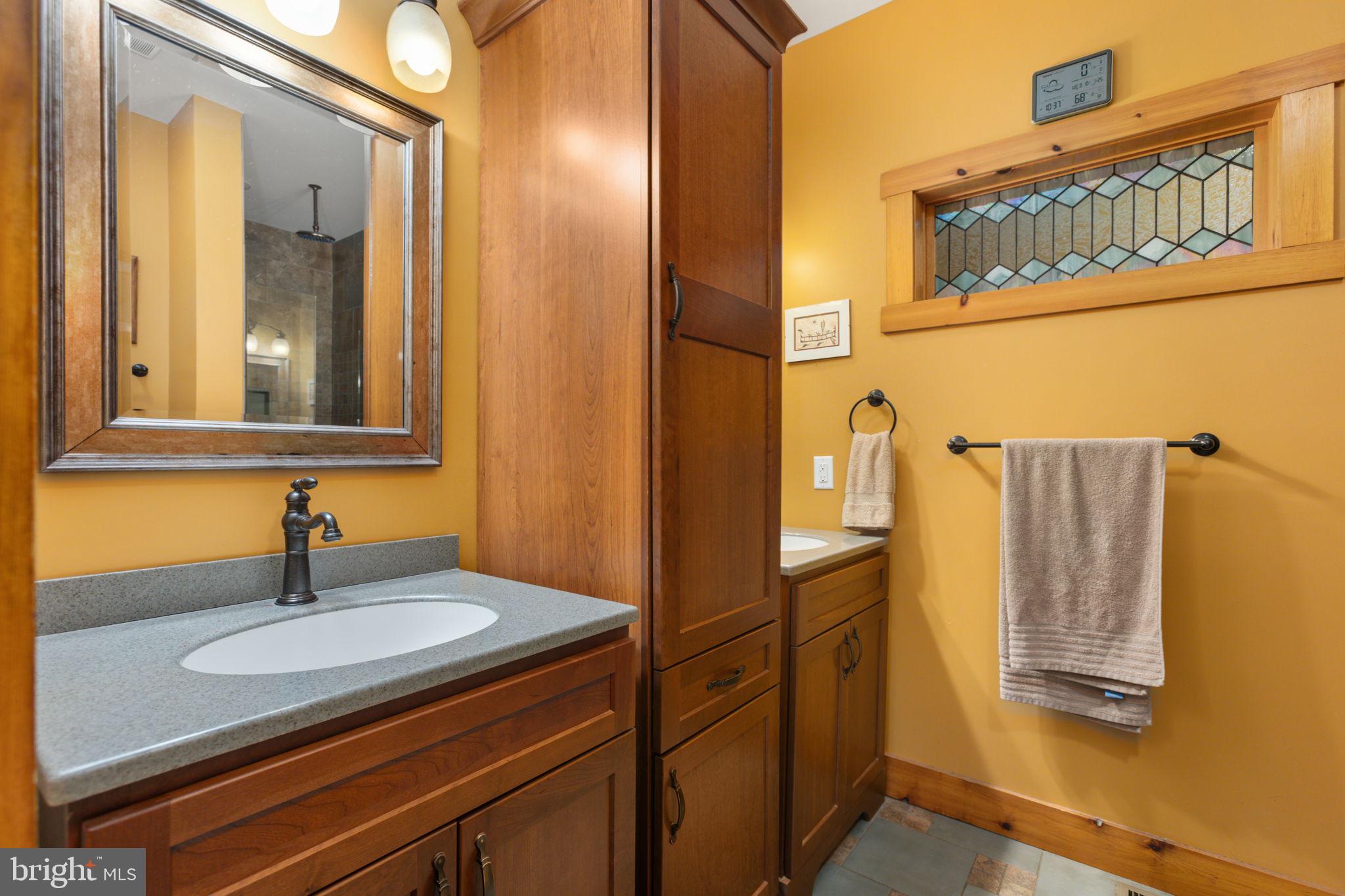 EAGLE ROCK RESORT - Residential