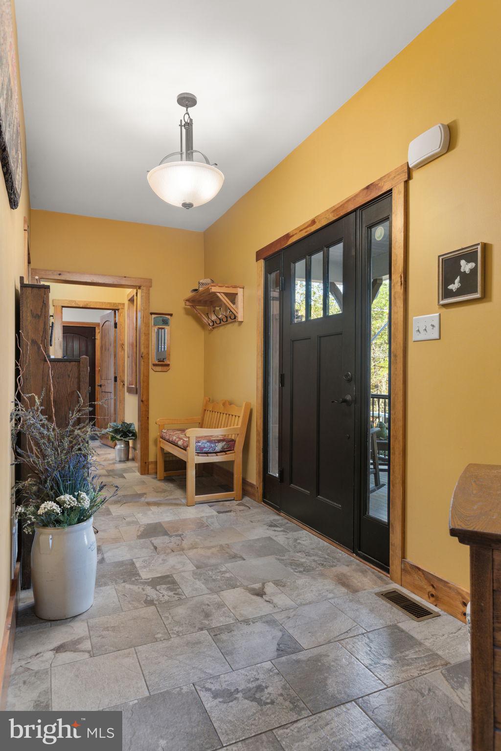 EAGLE ROCK RESORT - Residential