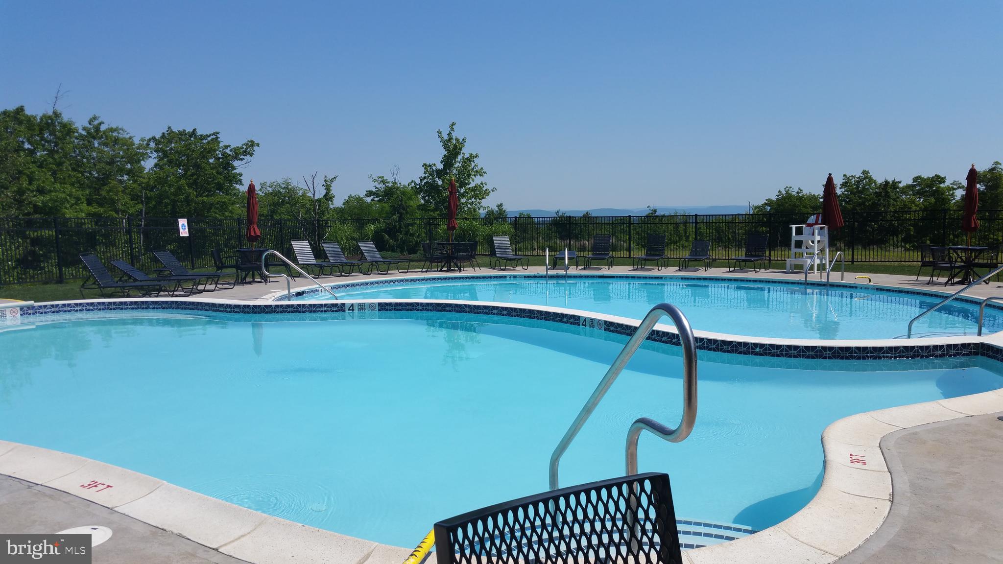 EAGLE ROCK RESORT - Residential