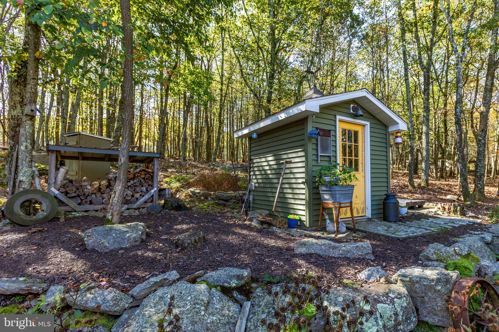 EAGLE ROCK RESORT - Residential