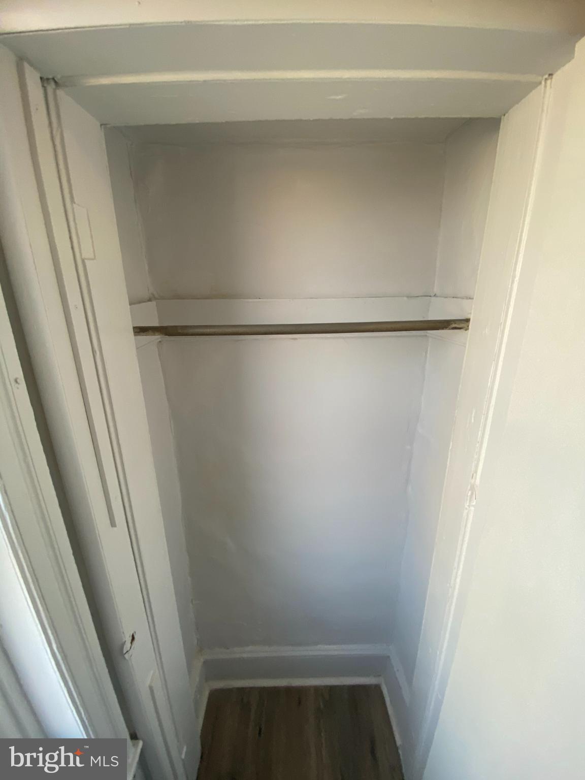 OVERBROOK - Residential Lease