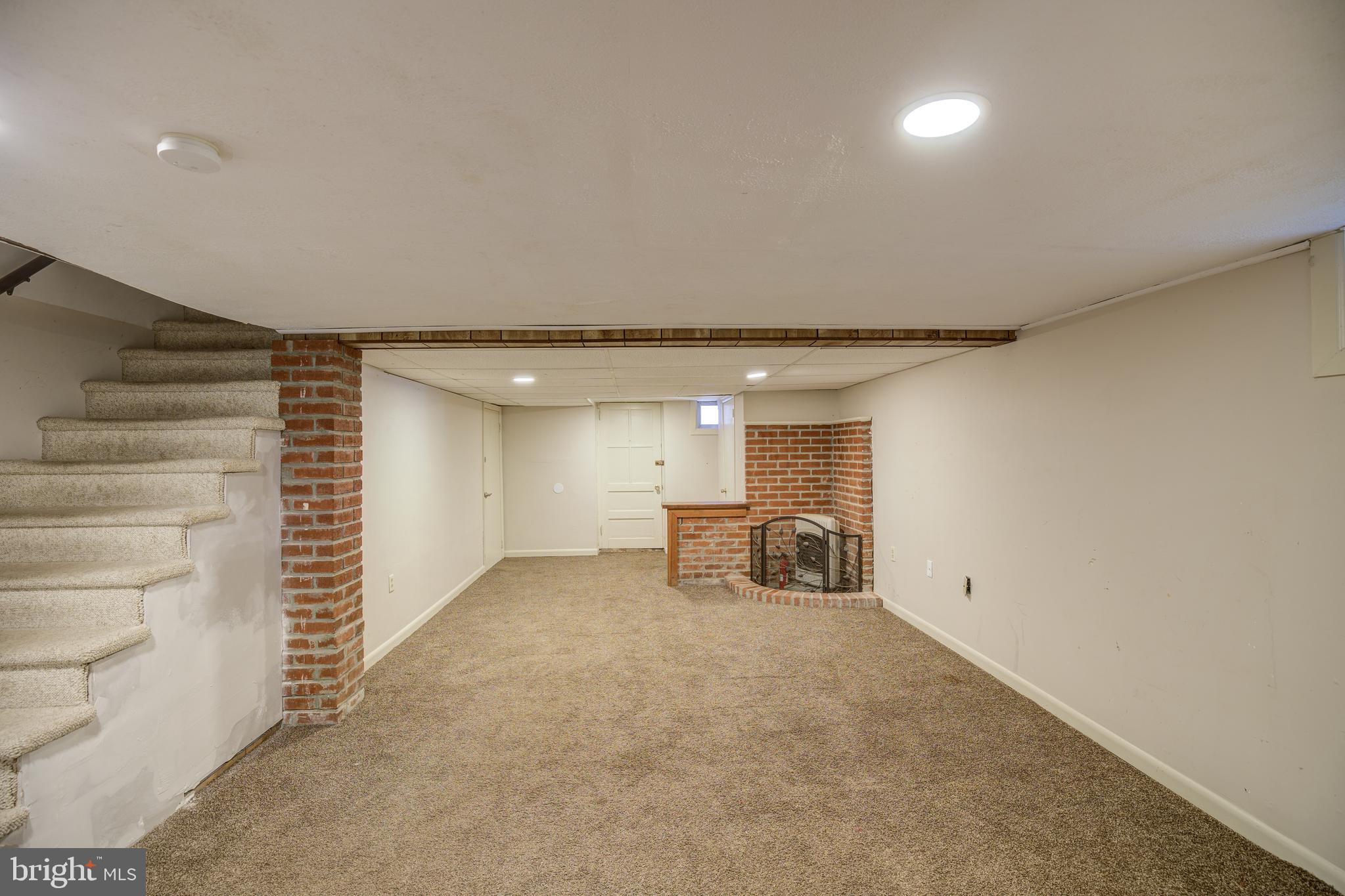 LANSDALE - Residential Lease