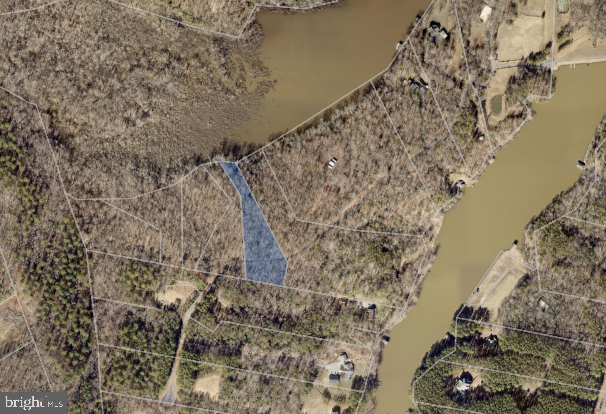 JENNINGS POND - Land