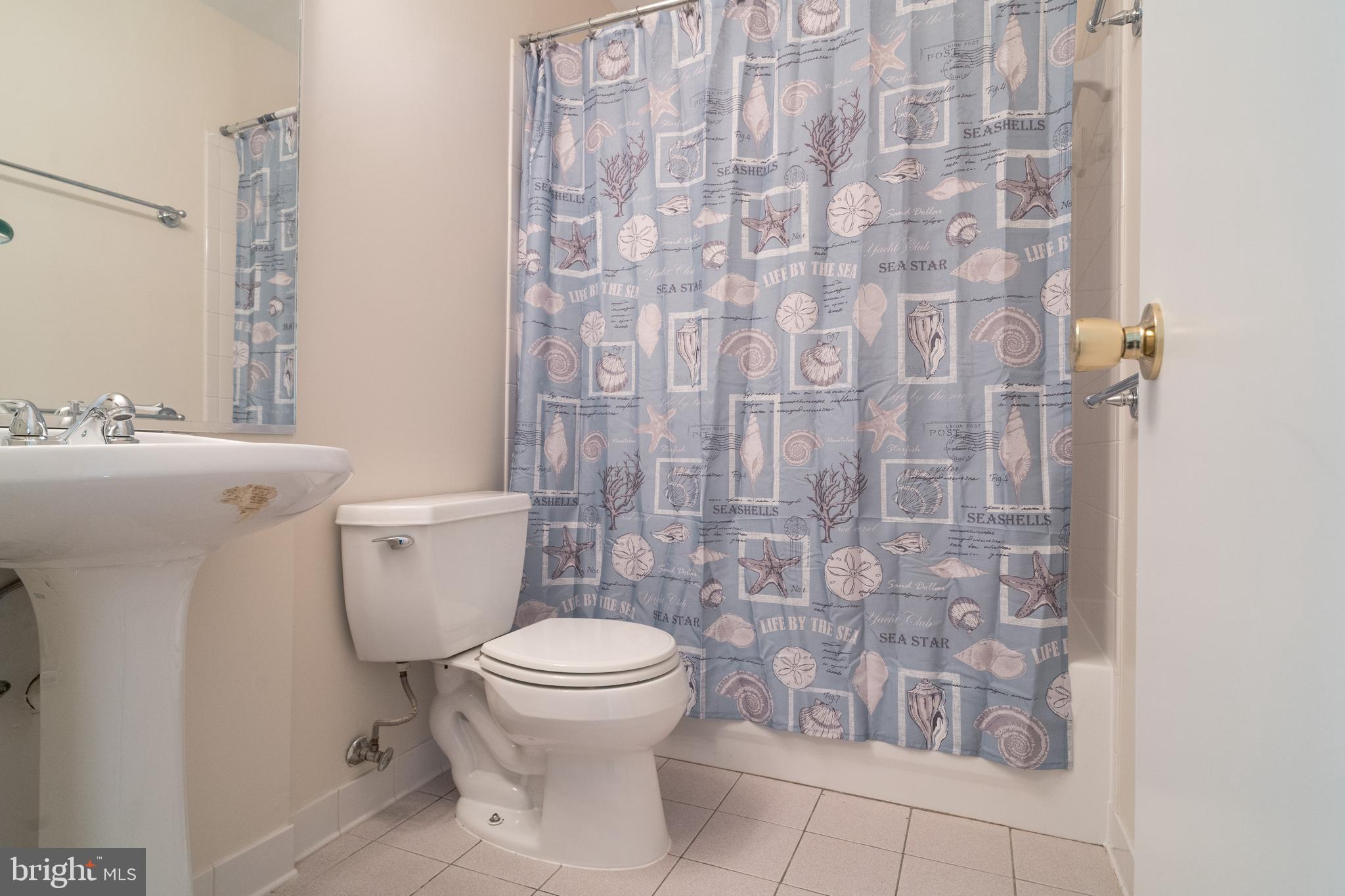 BOSTON RIDGE - Residential