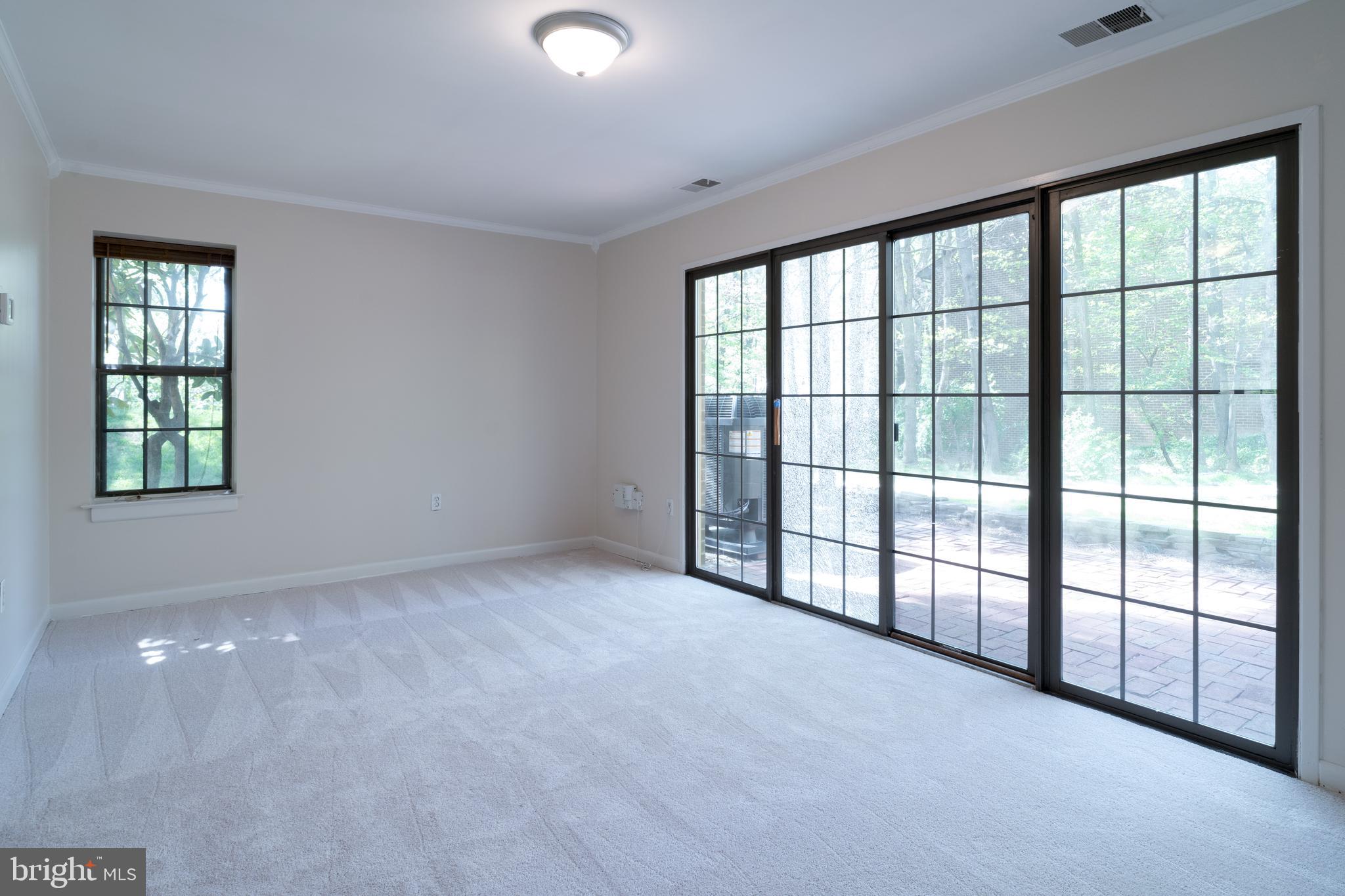 BOSTON RIDGE - Residential