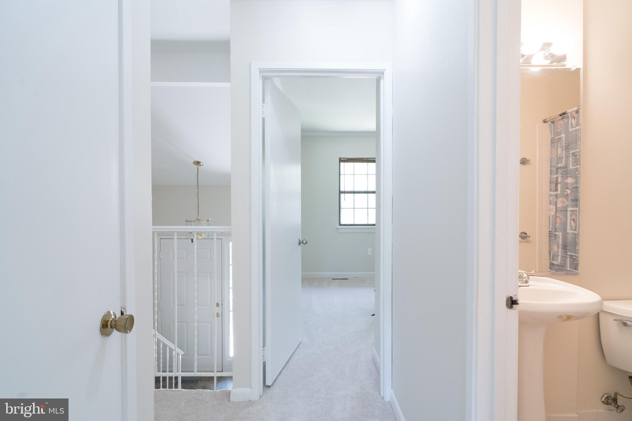 BOSTON RIDGE - Residential