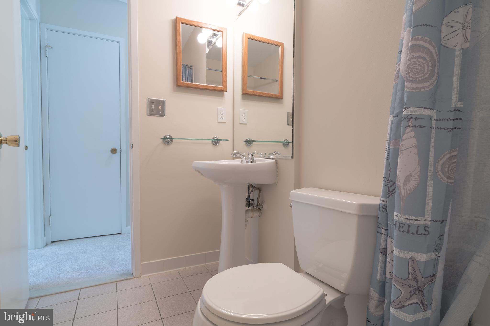 BOSTON RIDGE - Residential