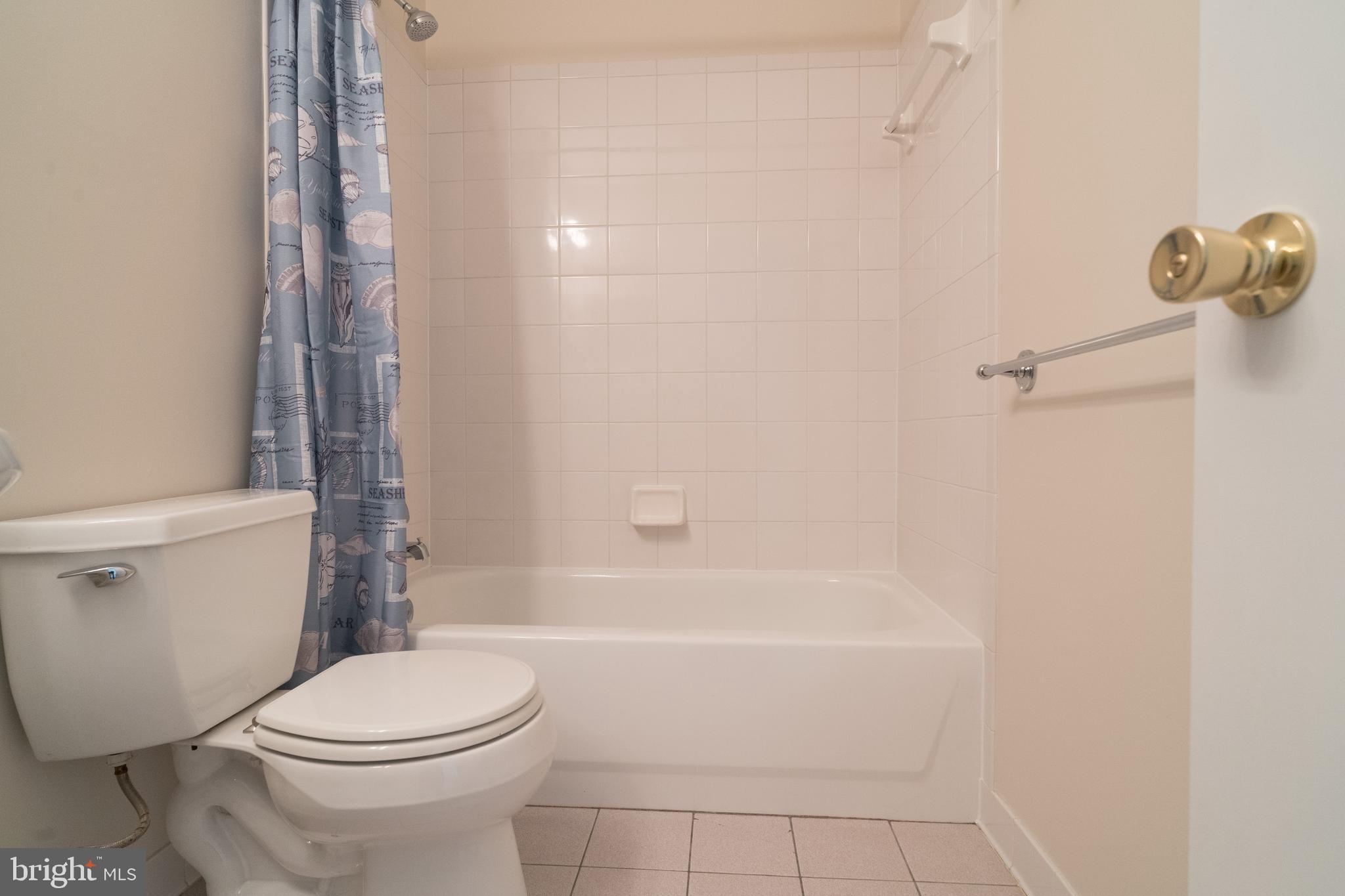 BOSTON RIDGE - Residential