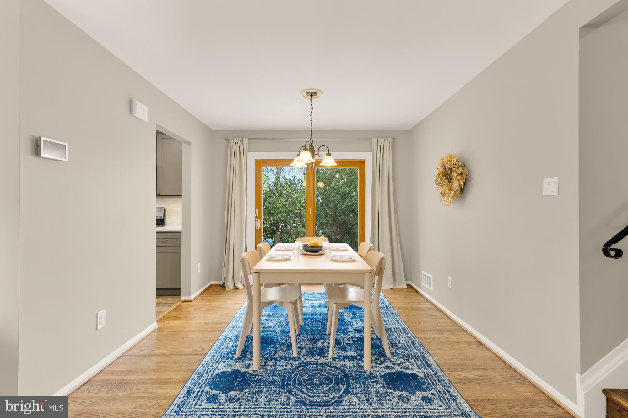 ROLLING VALLEY - Residential