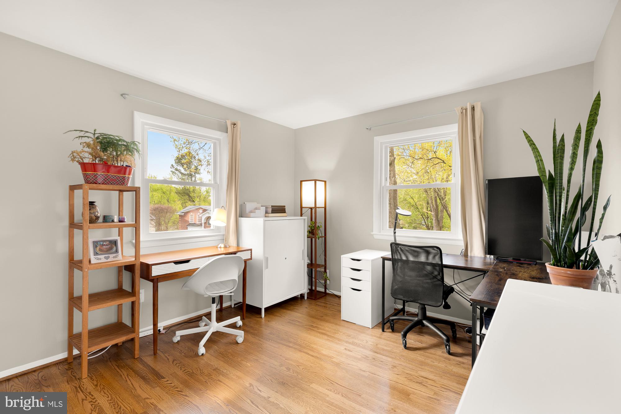 ROLLING VALLEY - Residential