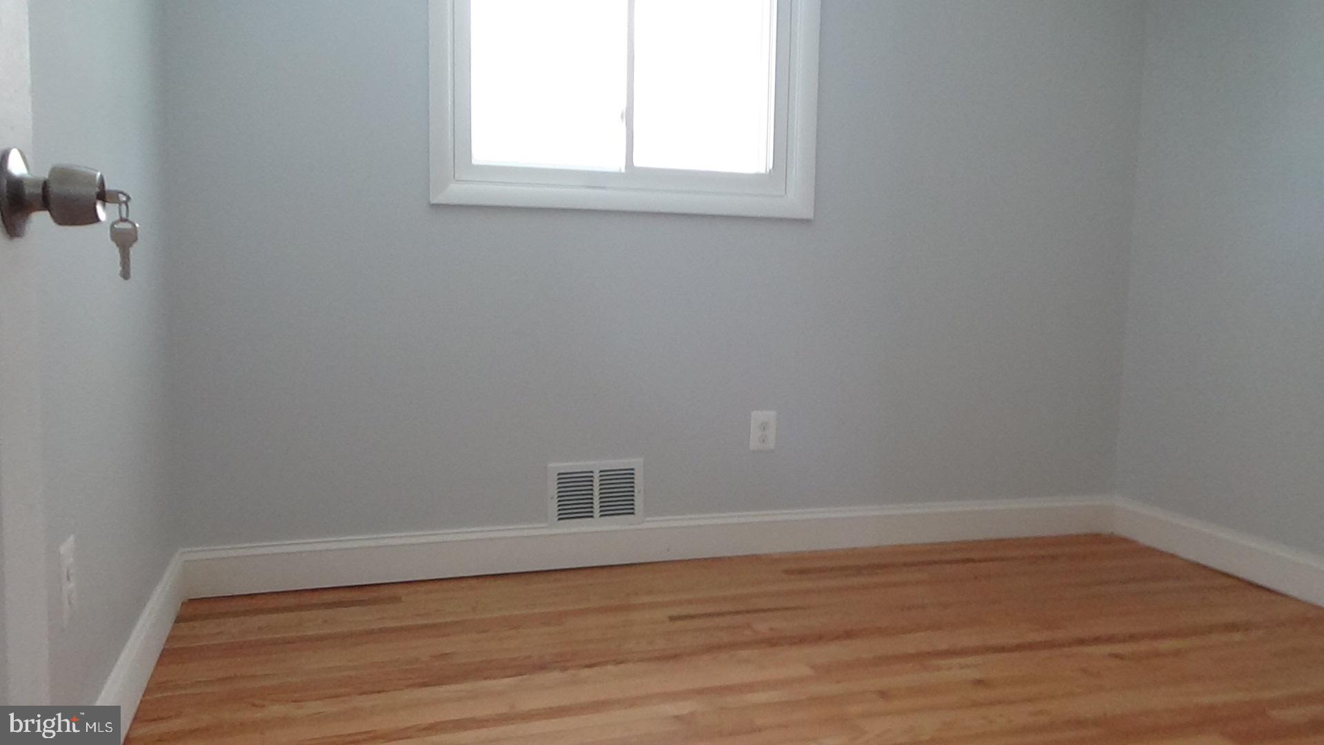 SKYLINE - Residential Lease