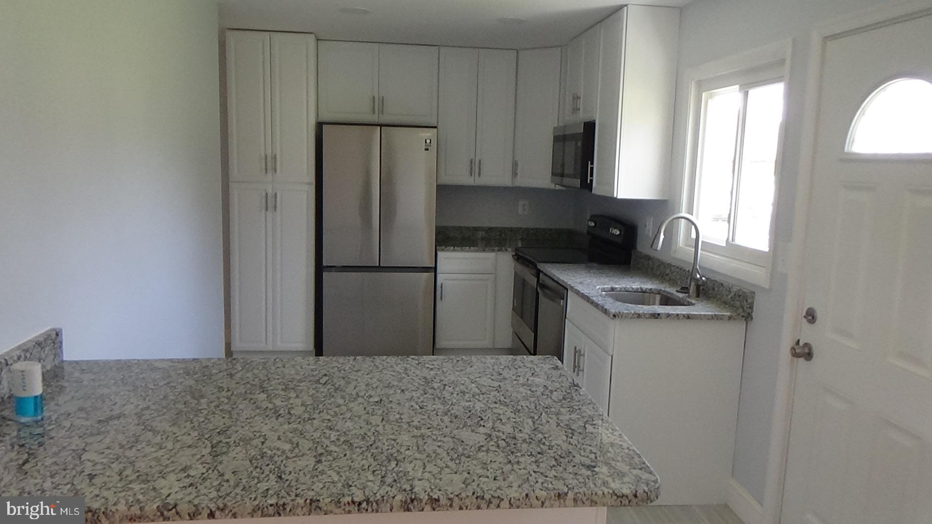 SKYLINE - Residential Lease