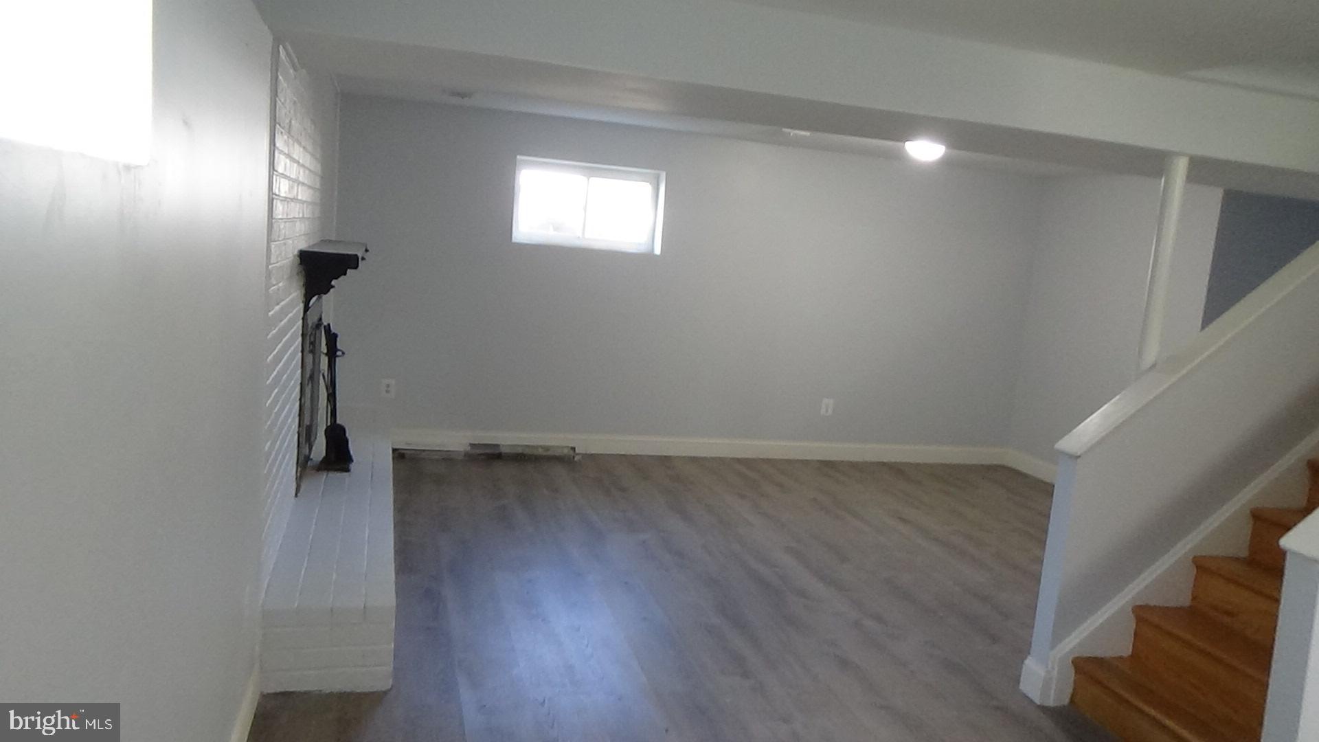 SKYLINE - Residential Lease