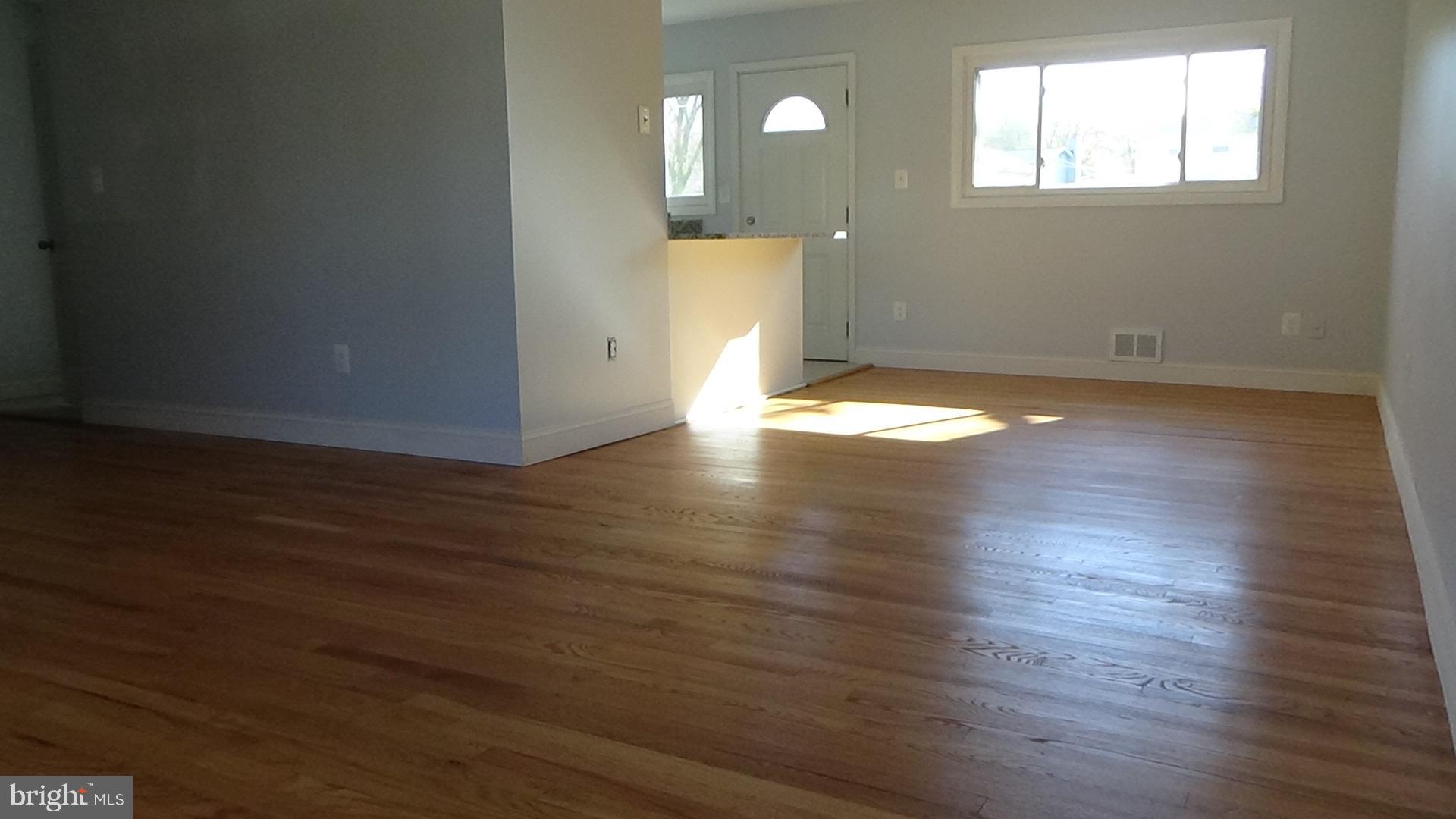 SKYLINE - Residential Lease