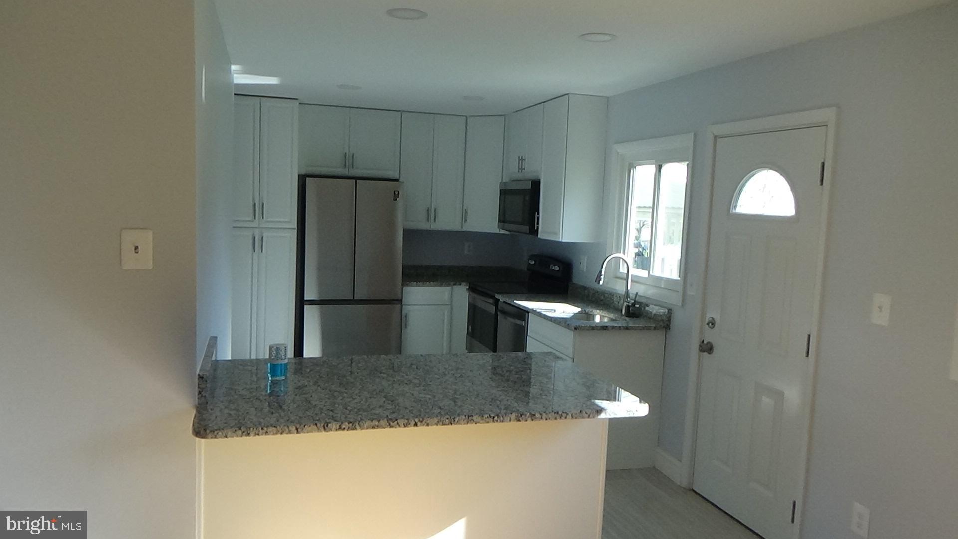 SKYLINE - Residential Lease