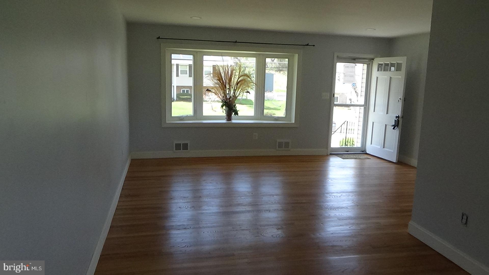 SKYLINE - Residential Lease