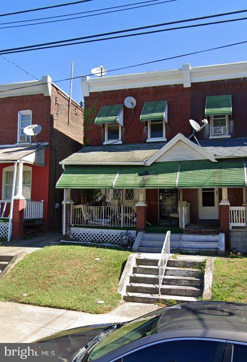 Welcome to 311 Pennell Street – a great opportunity for investors or future homeowners! This charming single-family home features 3 spacious bedrooms and 1 full bathroom, offering comfortable living in a well-established neighborhood.
Currently tenant-occupied and generating a steady $1,100/month in rental income, this property is a turnkey investment with immediate cash flow potential.
-Also can be sold as a package deal with: 1005 W 8th St, 1013 W 8th St, 346 Kerlin St, 1017 W 8th St, 2108 W 6th St, 825 Hughes St, 2104 W 6th St
NOTE: The property will be sold in AS-IS condition. The buyer is responsible for U&O.